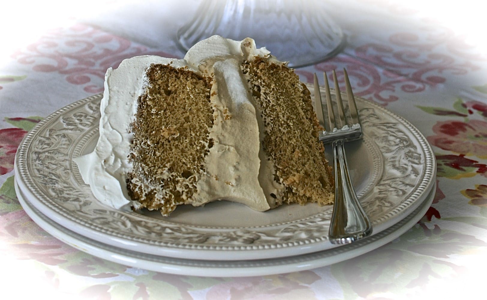 Old-Fashioned Root Beer Float Cake with Creamy Root Beer Float Mousse ...
