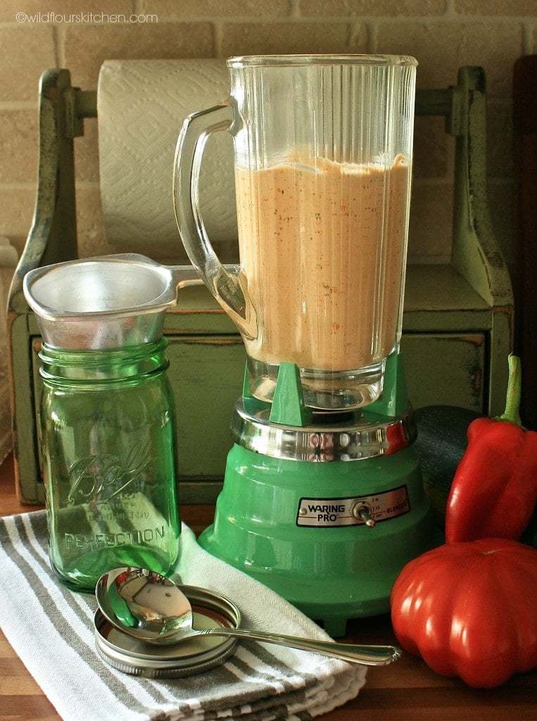 bacon & roasted tomato salad dressing