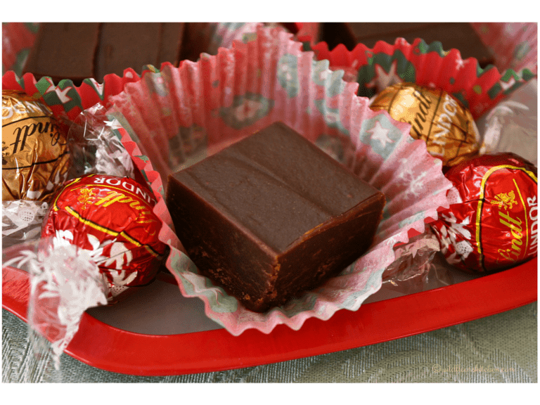 3 Ingredient Chocolate Peanut Butter Fudge